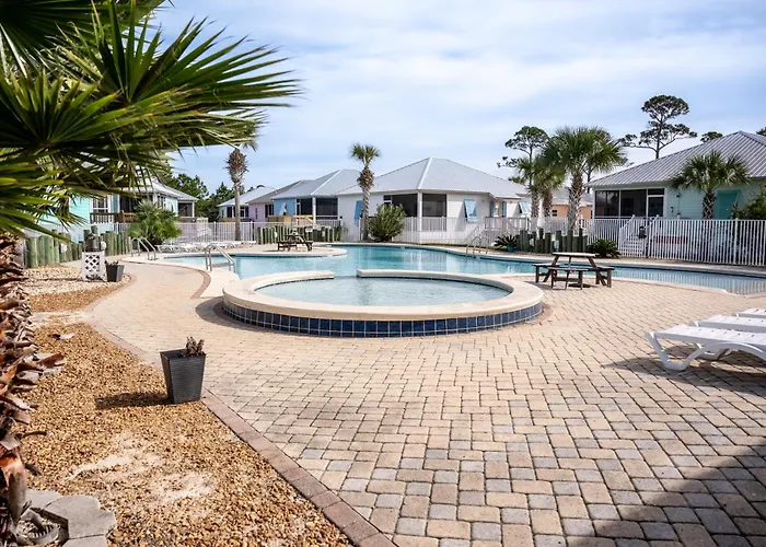 House Steps From 3 Bedroom 2 Bath * Gulf Shores